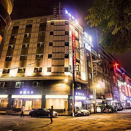 ホテル フォワード スイート I 台北市 エクステリア 写真